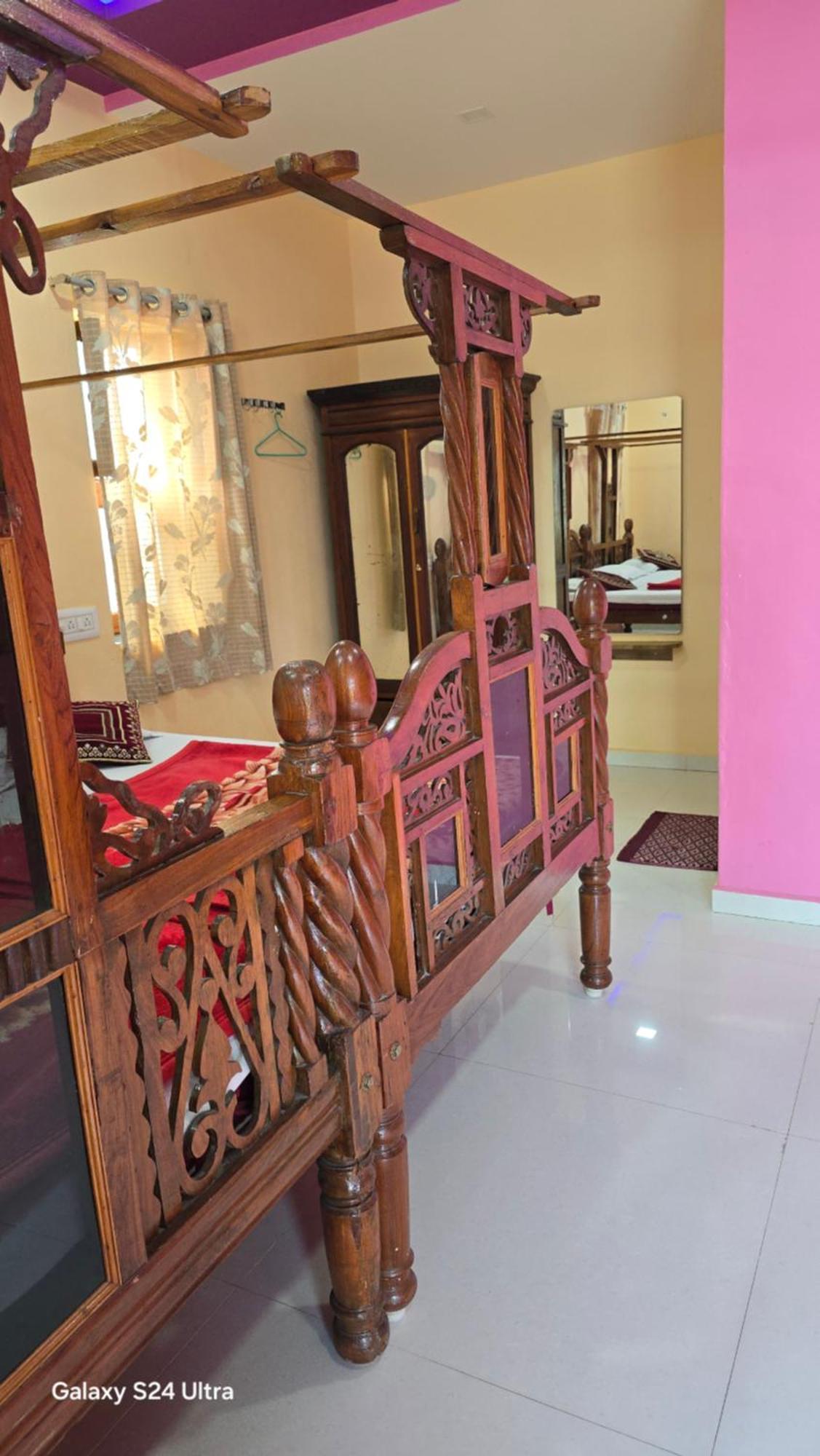 Abhi Homestay Хампи Екстериор снимка