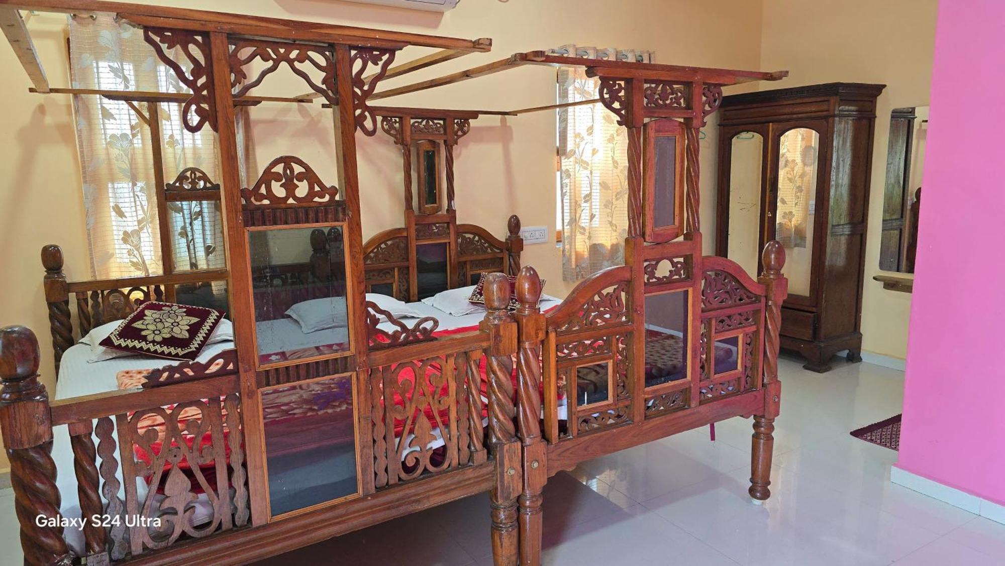 Abhi Homestay Хампи Екстериор снимка