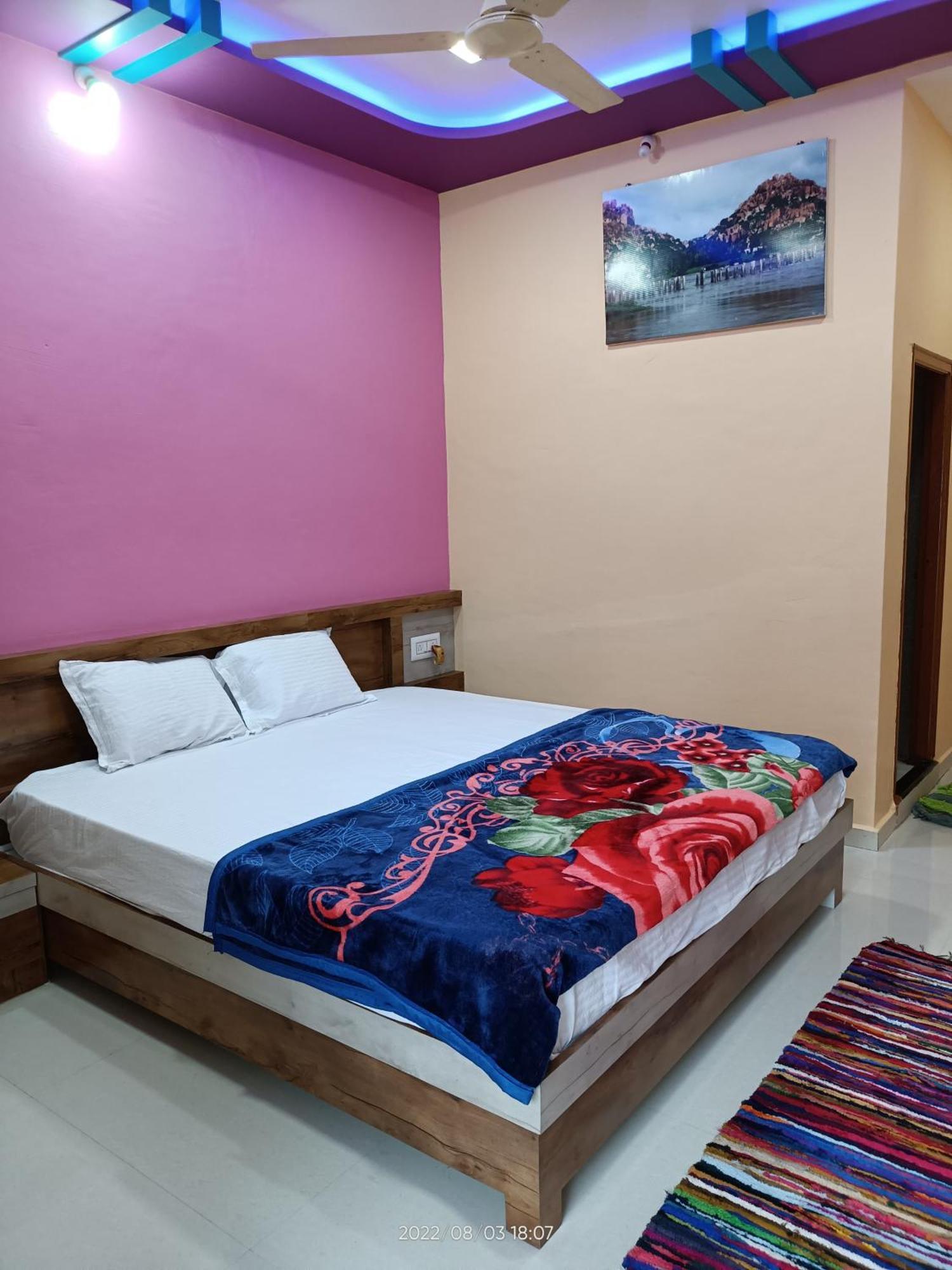 Abhi Homestay Хампи Екстериор снимка