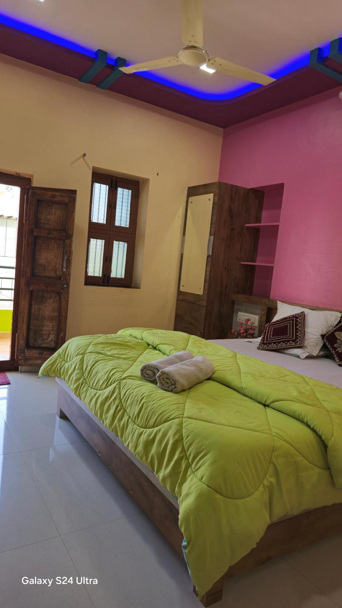 Abhi Homestay Хампи Екстериор снимка