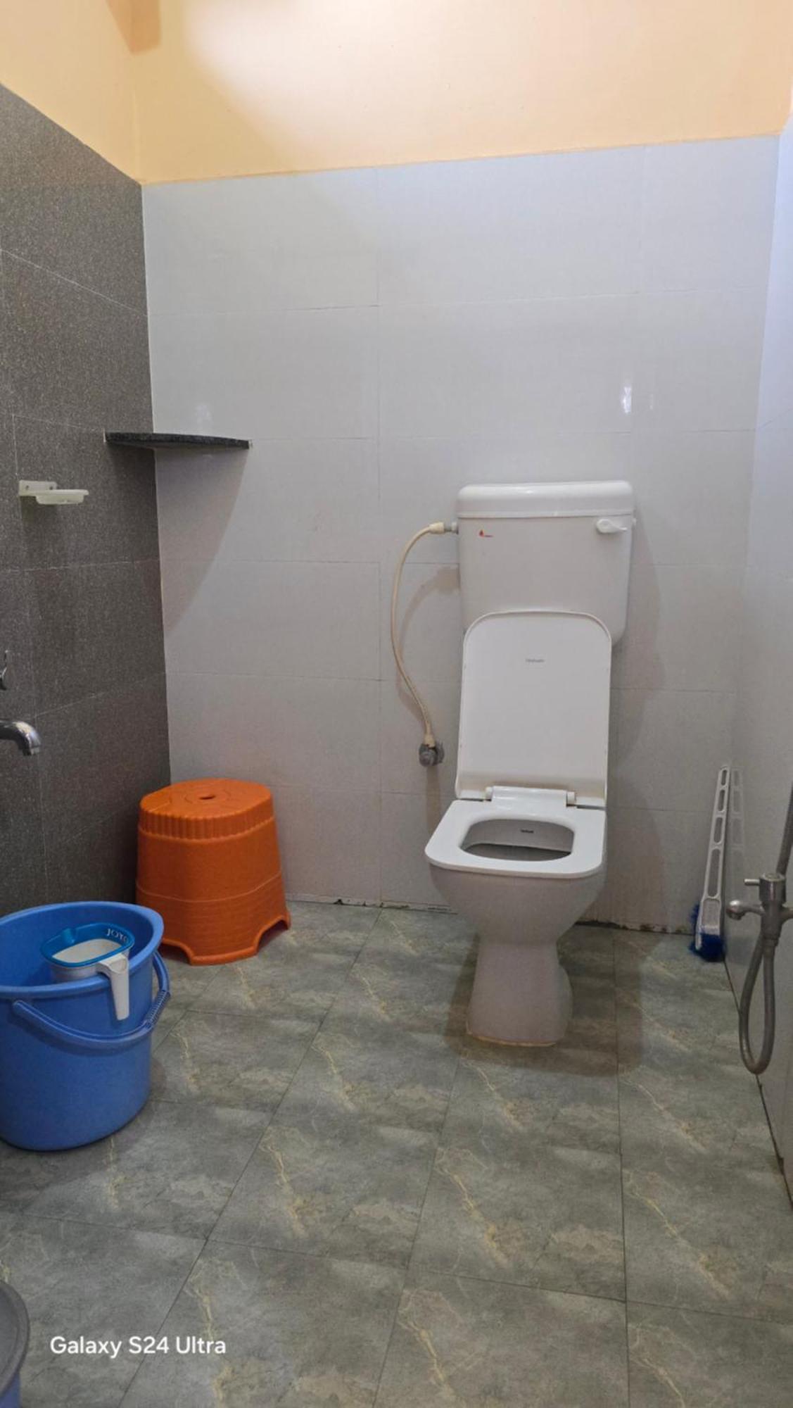 Abhi Homestay Хампи Екстериор снимка