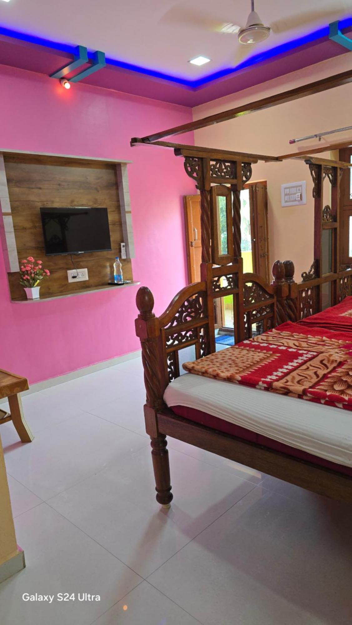 Abhi Homestay Хампи Екстериор снимка